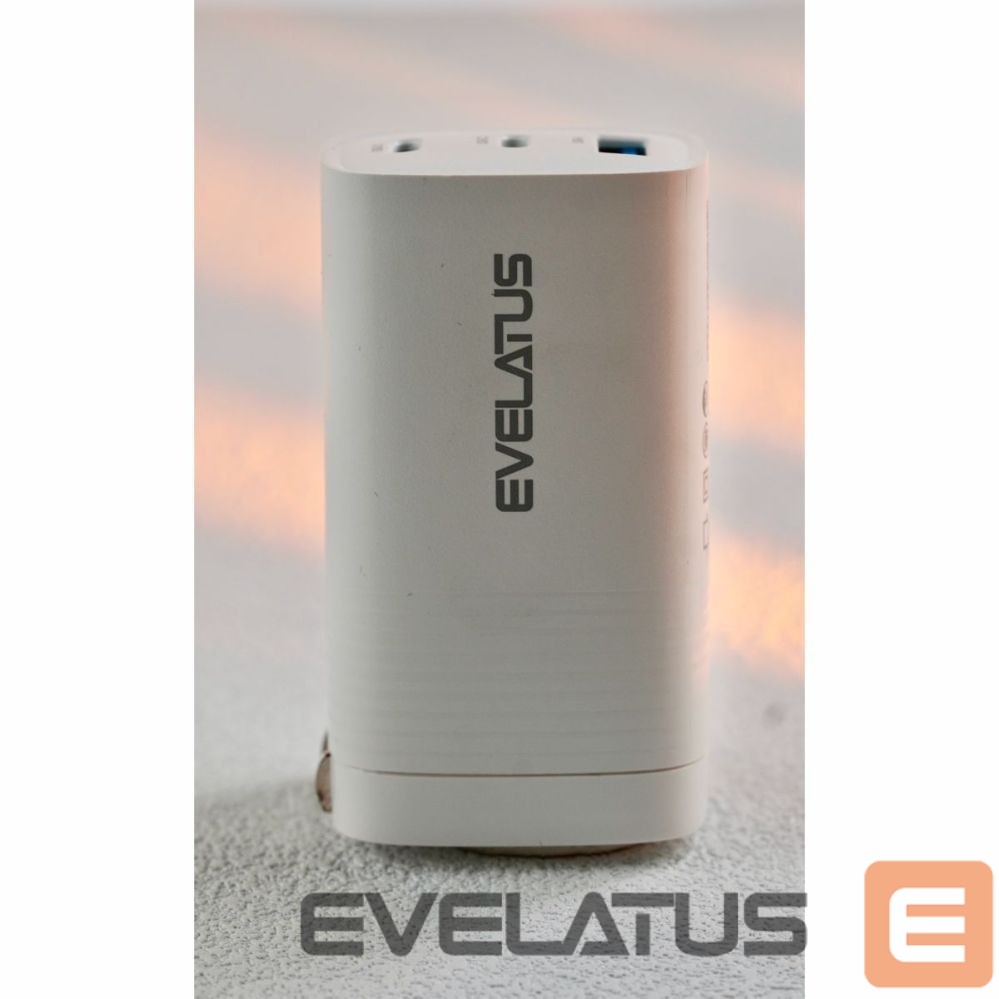 Adapter Evelatus 65W Max Fast Charger CN USB-C1/USB-C1/USB-A White