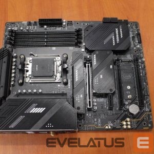 Motherboard for Intel processors MSI  SALE OUT. |  MAG X670E TOMAHAWK WIFI | Processor family AMD | Processor socket AM5 | DDR5 | Number of SATA connectors 4 | USED, REFURBISHED, WITHOUT ACCESSORIES AND ORIGINAL PACKAGING, ONLY BACK PANEL INCLUDED 